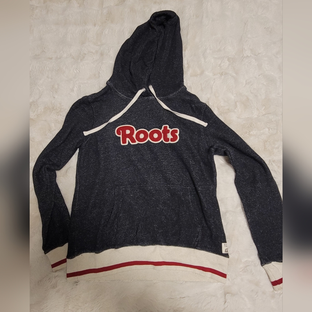 Roots Cabin Black Hoodie with Red Lining
